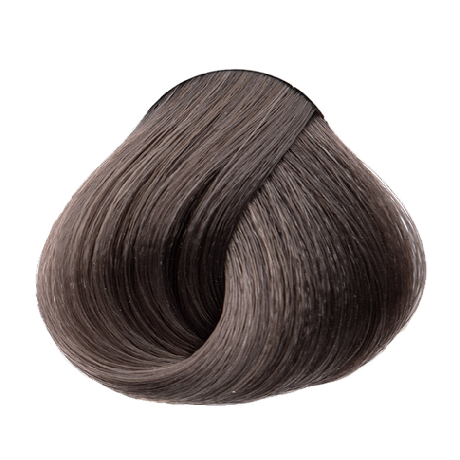 8.11 Rubio Claro Cenizo Intenso (Tubo de 90g +Peróxido de 20 vol 135ml)